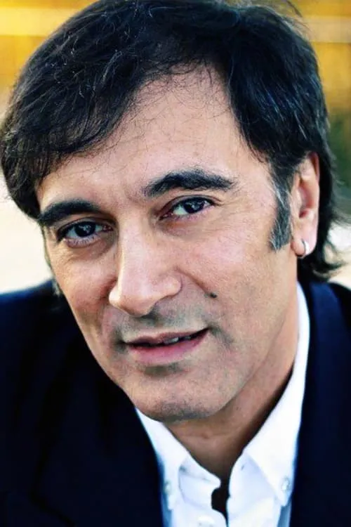 Daniel Escobar ha trabajado con Anibal Silveyra en 1 ocasiones