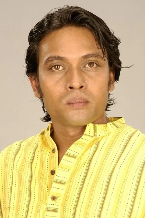 Anisur Rahman Milon interpretando a Tanju