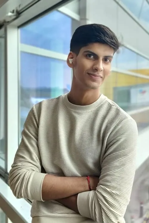 Anmol Jyotir — personaje: Akhil