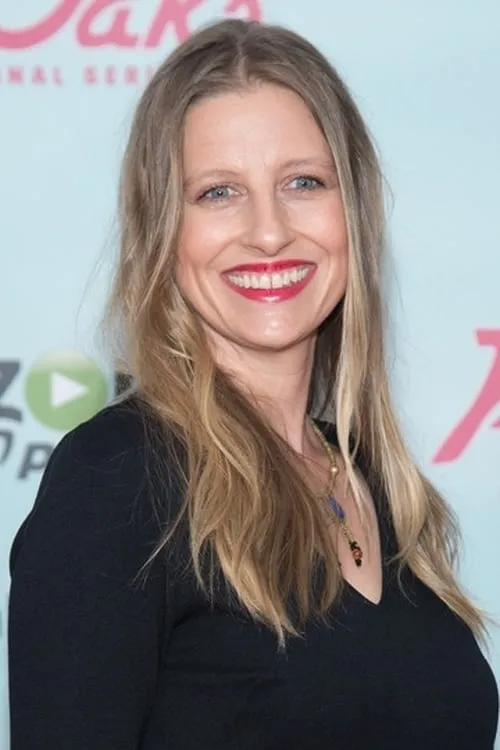 Ann Carr interpretando a Sharon