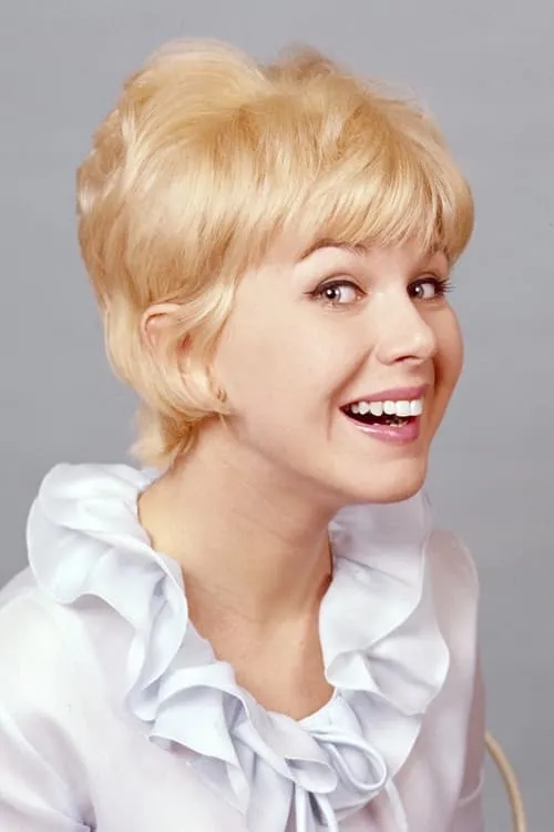 Ralf Bendix ha trabajado con Ann-Louise Hanson en 1 ocasiones