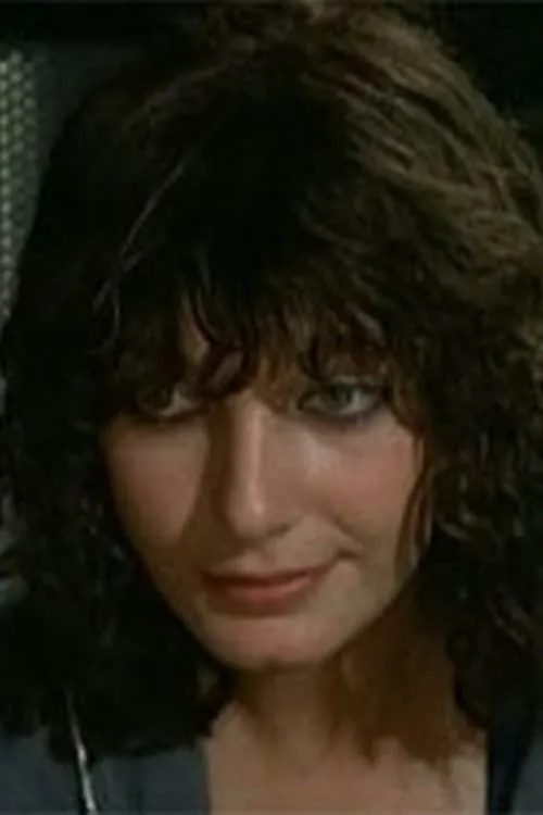 Anna Cardini interpretando a 