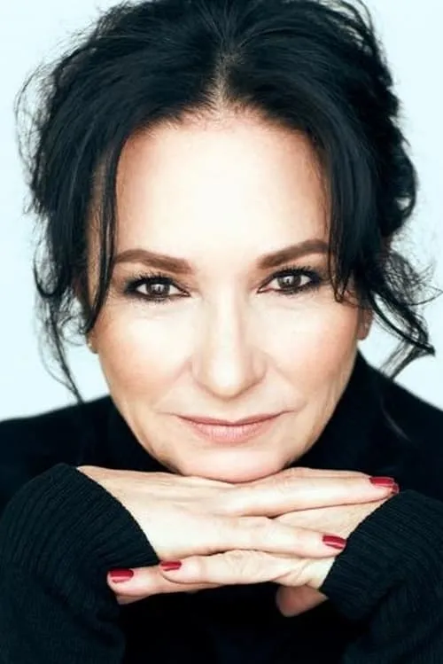 Anna Garduno interpretando a Matty