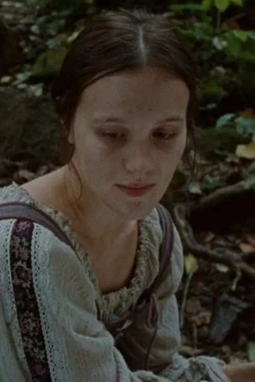 Anna Radetzky interpretando a Ilonka