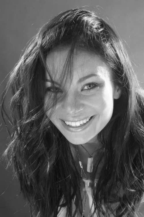 Aaron Wilton ha trabajado con AnnaCorey en 1 ocasiones