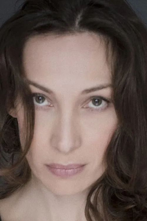 Marie Schoenbock ha trabajado con Anne Eyer en 1 ocasiones