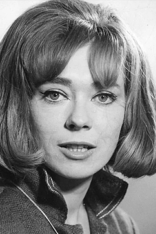 Perrette Pradier ha trabajado con Anne-Marie Coffinet en 4 ocasiones