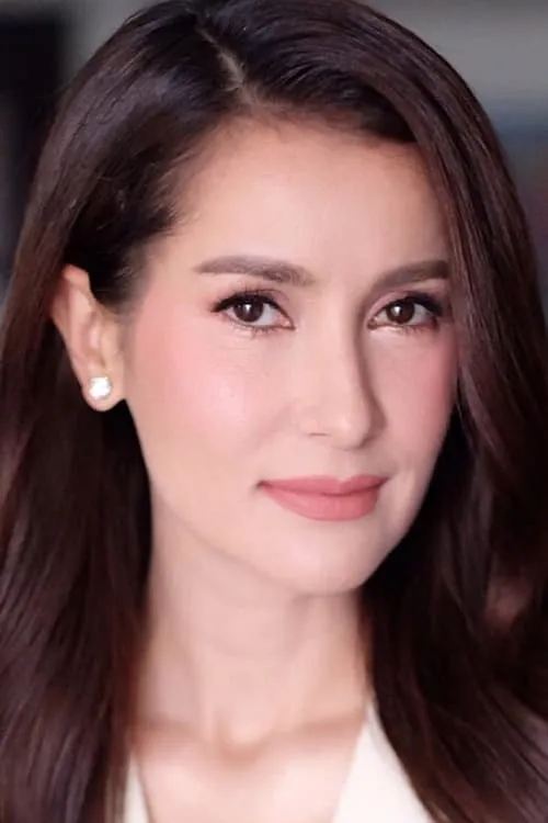 ?????? ????????????? ha trabajado con Anne Thongprasom en 1 ocasiones