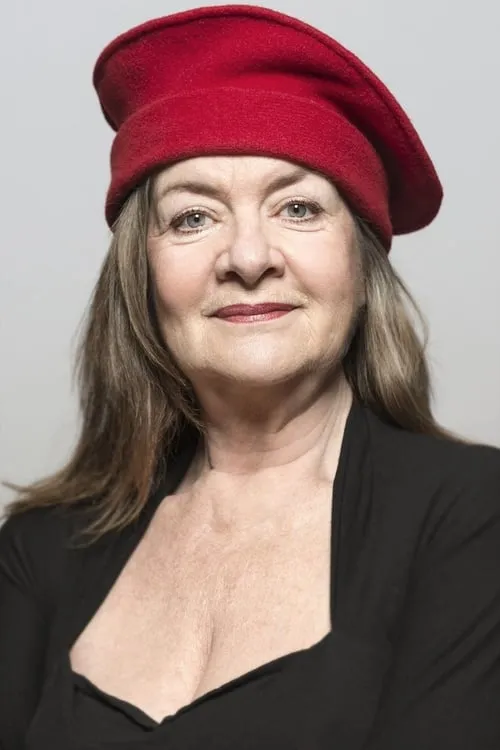 Anneli Martini interpretando a Elvy