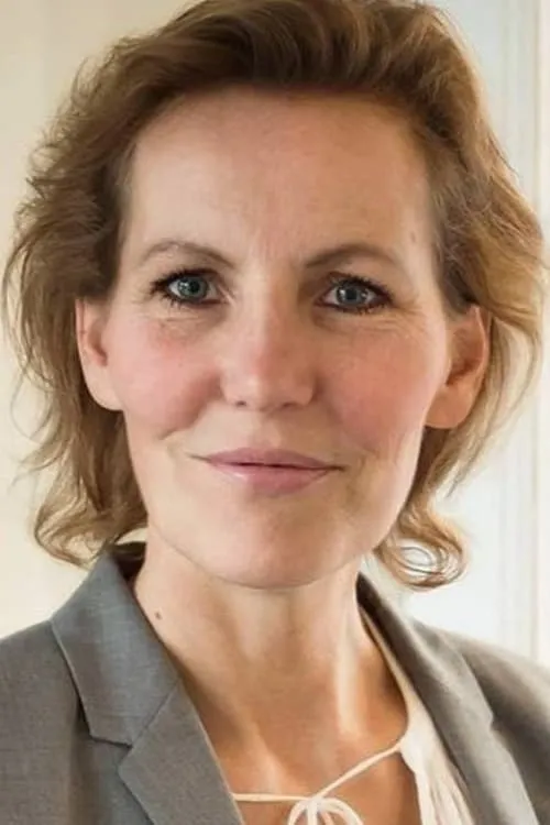 Camilla Gjelstrup ha trabajado con Annethia Lilballe en 1 ocasiones