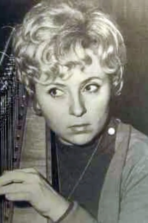 Annie Challan en su biografía y filmografía