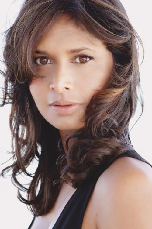 Vincent Angell ha trabajado con Anoja Dias Bolt en 1 ocasiones