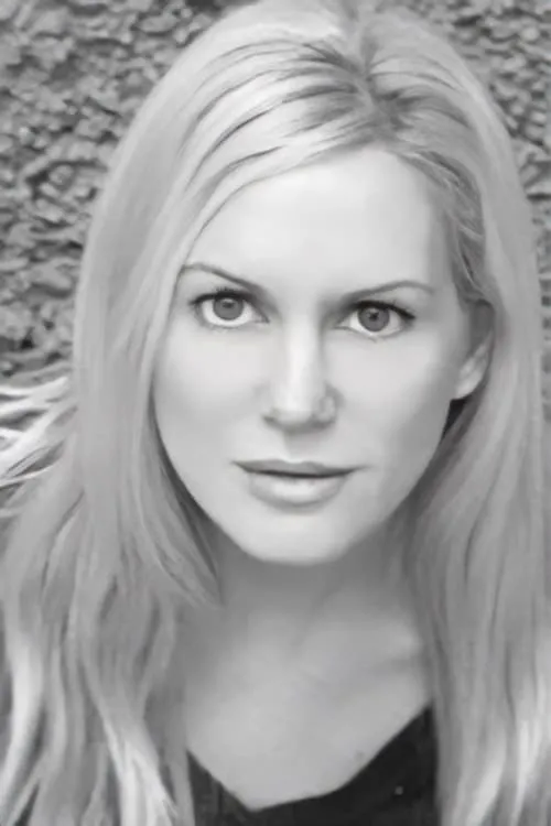 Anouk Ogueta interpretando a Ana