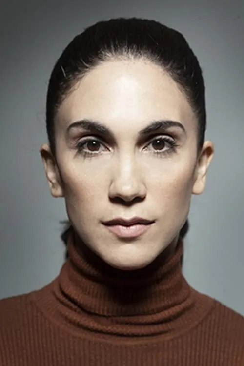 Anthi Efstratiadou — personaje: Athina Karouzou