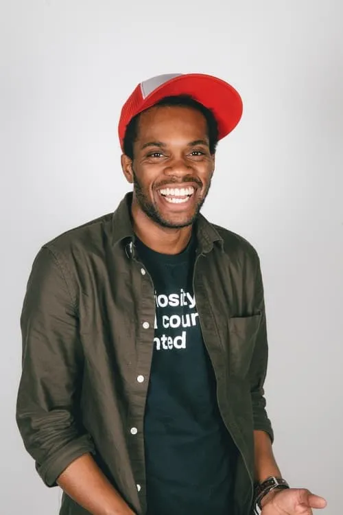 Anthony Morgan — personaje: Presenter