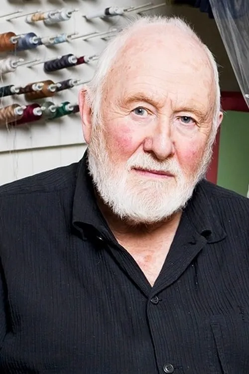 Pierre Grunstein ha trabajado con Anthony Powell en 2 ocasiones