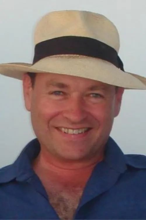 Anthony Waller interpretando a Tom Haines