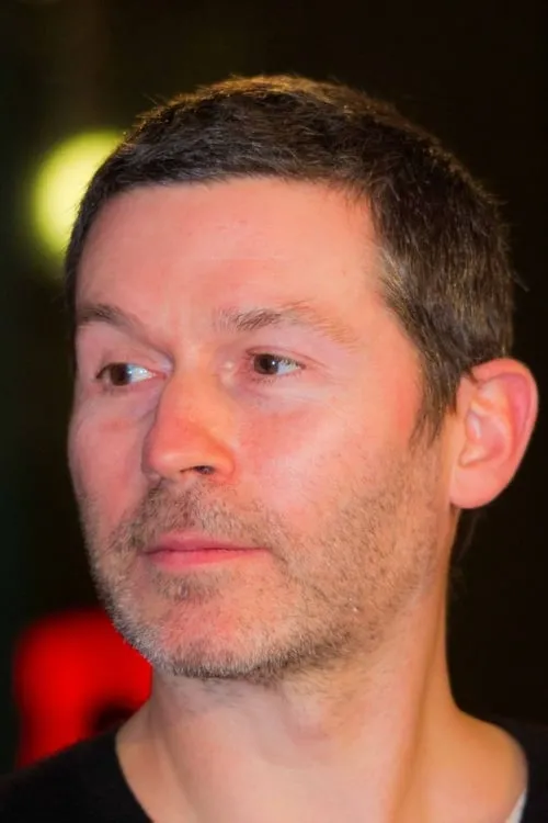 Athaya Mokonzi ha trabajado con Antoine Barraud en 1 ocasiones