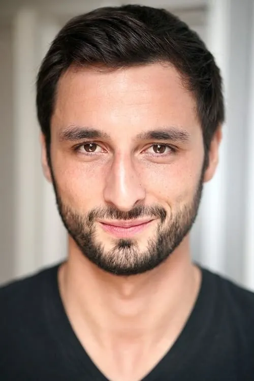 Rémi Johnsen ha trabajado con Antoine Croset en 1 ocasiones