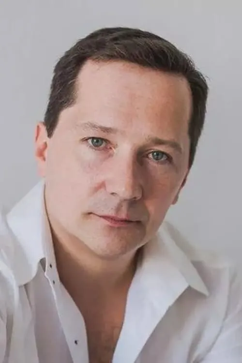 ??????? ??????????? ha trabajado con Anton Afanasyev en 1 ocasiones