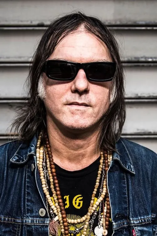 Joel Gion ha trabajado con Anton Newcombe en 2 ocasiones
