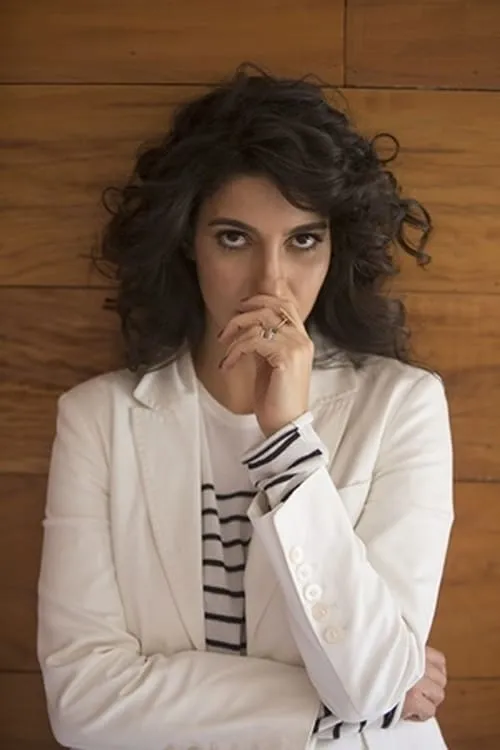 Cristina Flores ha trabajado con Antônia Pellegrino en 1 ocasiones