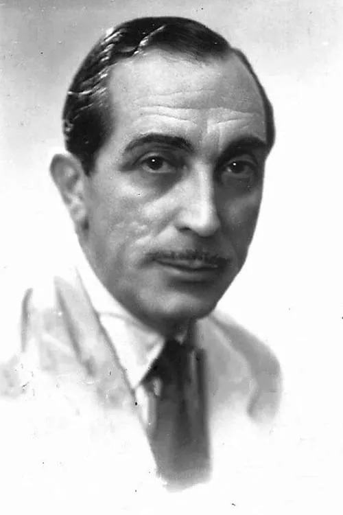 Antonio Prieto interpretando a Don Benito Rojo / Don Miguel Rojo