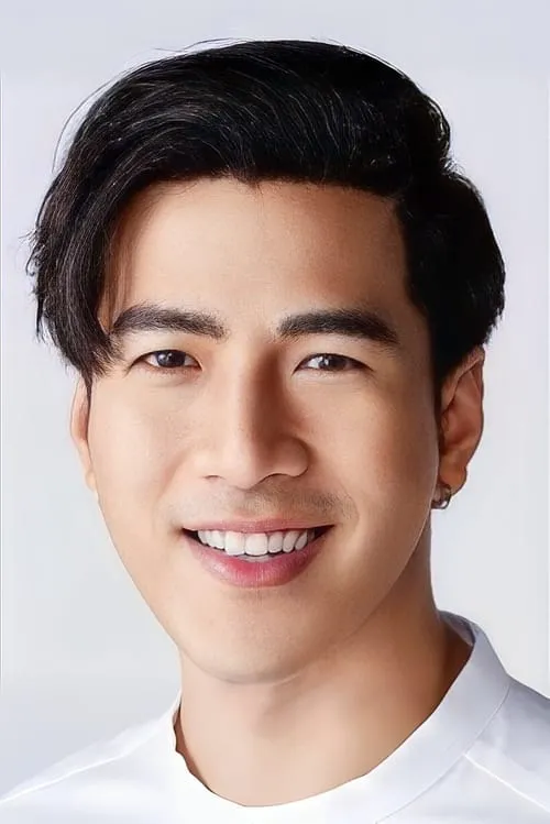 Anusorn Maneeted interpretando a Klai