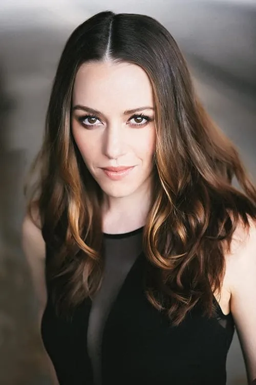 April Billingsley interpretando a Sybil Warren