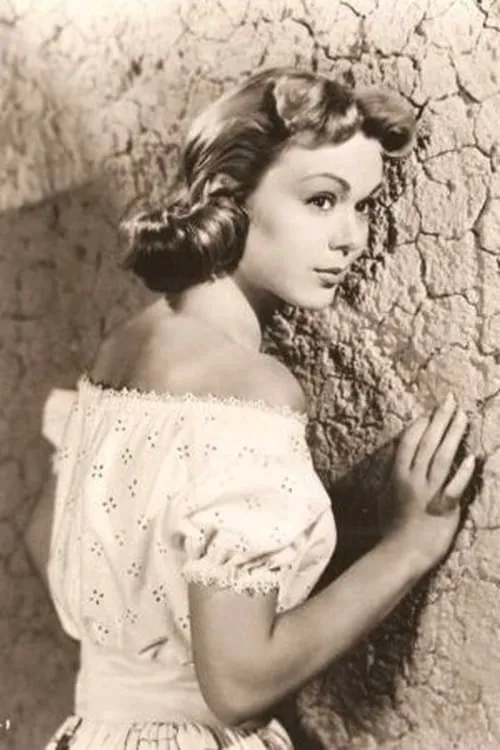 April Kent interpretando a Clarice Bruce