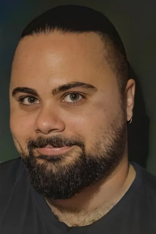 Araz Alemfamian en su biografía y filmografía