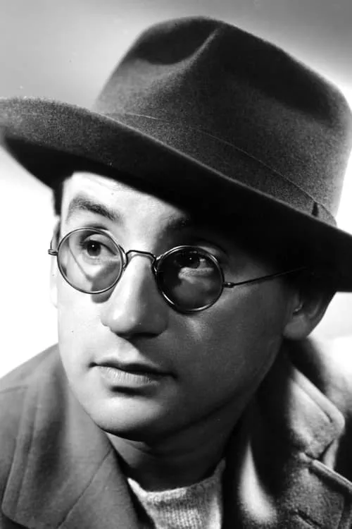 Ronald Anton ha trabajado con Arch Oboler en 1 ocasiones