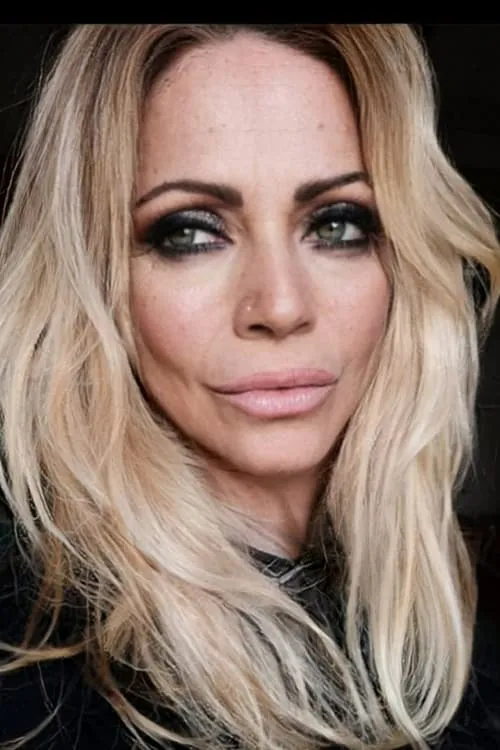 Arianna Valentini interpretando a 