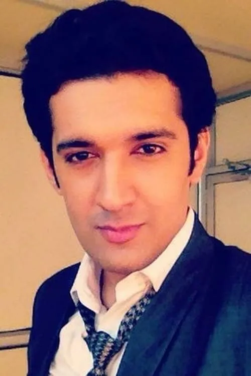 Arjun Aneja — personaje: Prateek Basotia