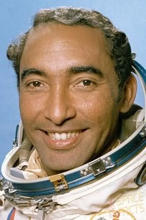 Abdul Ahad Mohmand ha trabajado con Arnaldo Tamayo Méndez en 1 ocasiones