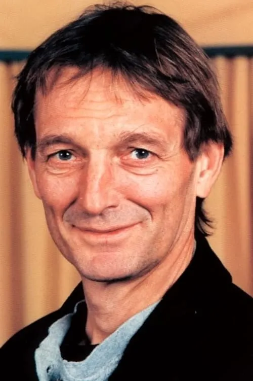 Arne Lindtner Næss interpretando a Andersen