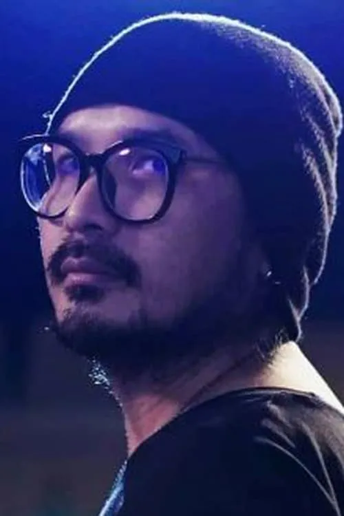 ????????? ????????? ha trabajado con Arporn Meebangyang en 3 ocasiones