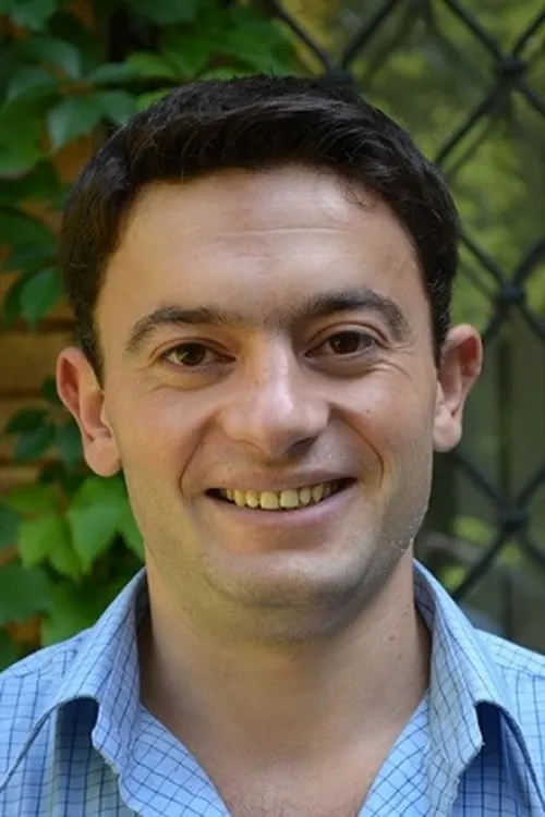 ??? ??????? ha trabajado con Arsen Dzhemilev en 1 ocasiones