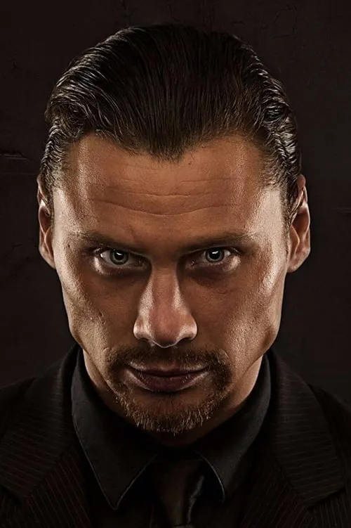 Art Kulik interpretando a Big Guy