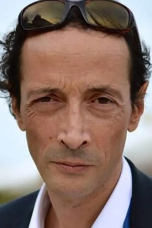 Grégoire Strecker ha trabajado con Artemio Benki en 1 ocasiones