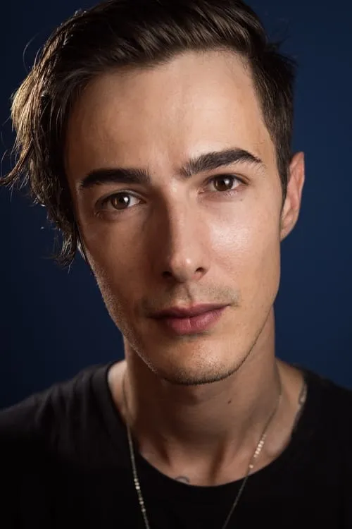 Arthur Falko — personaje: Sean