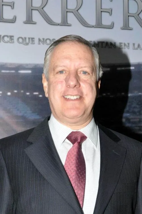 Arturo Brizio interpretando a Self