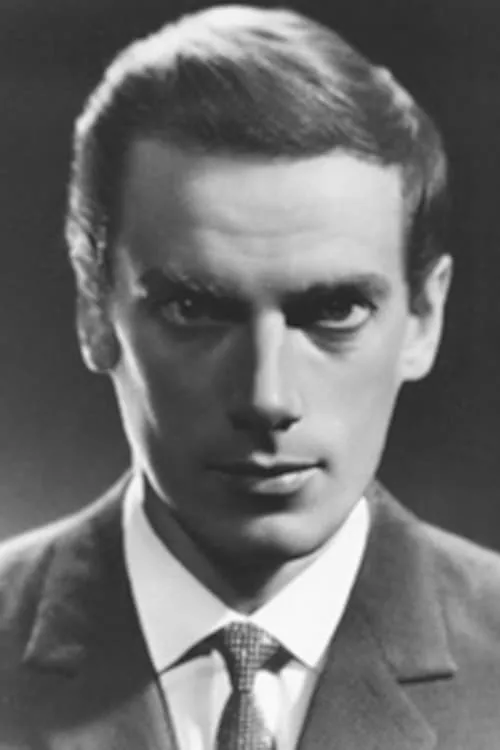 Voldemars Akuraters ha trabajado con Artūrs Ēķis en 1 ocasiones