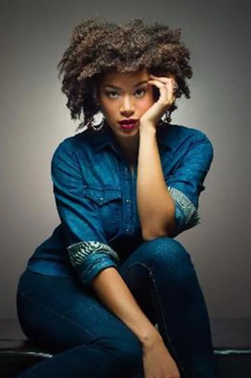 Sarah Beaudin ha trabajado con Ashaya Babiuk en 1 ocasiones