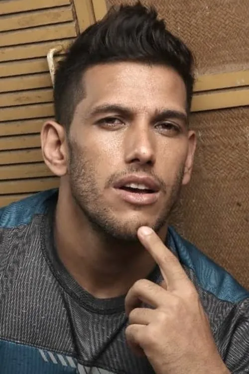 Yogini Goyekar ha trabajado con Ashiq Javid en 1 ocasiones