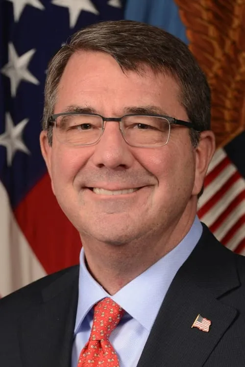 Michael C. Moynihan ha trabajado con Ashton Carter en 1 ocasiones