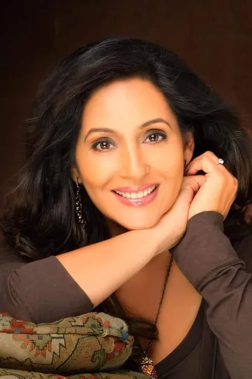 Ashwini Bhave interpretando a 