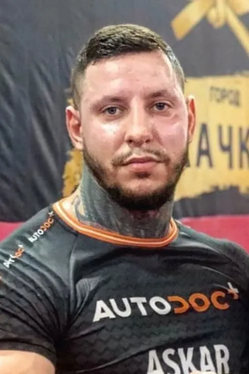 Askar Mozharov en su biografía y filmografía