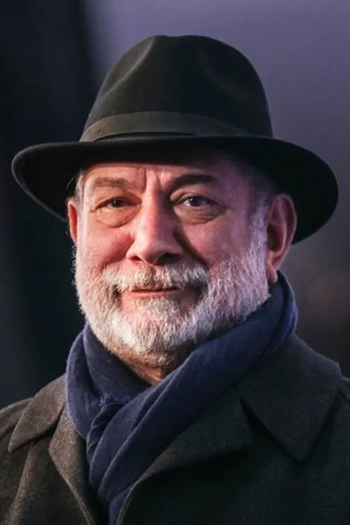 Borzoo Arjmand ha trabajado con Atila Pesyani en 1 ocasiones