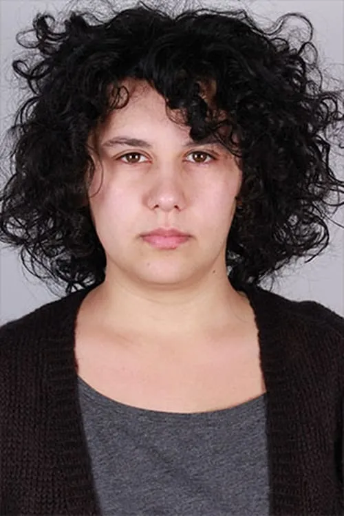 Atlas Karan Tumluer — personaje: Nurten